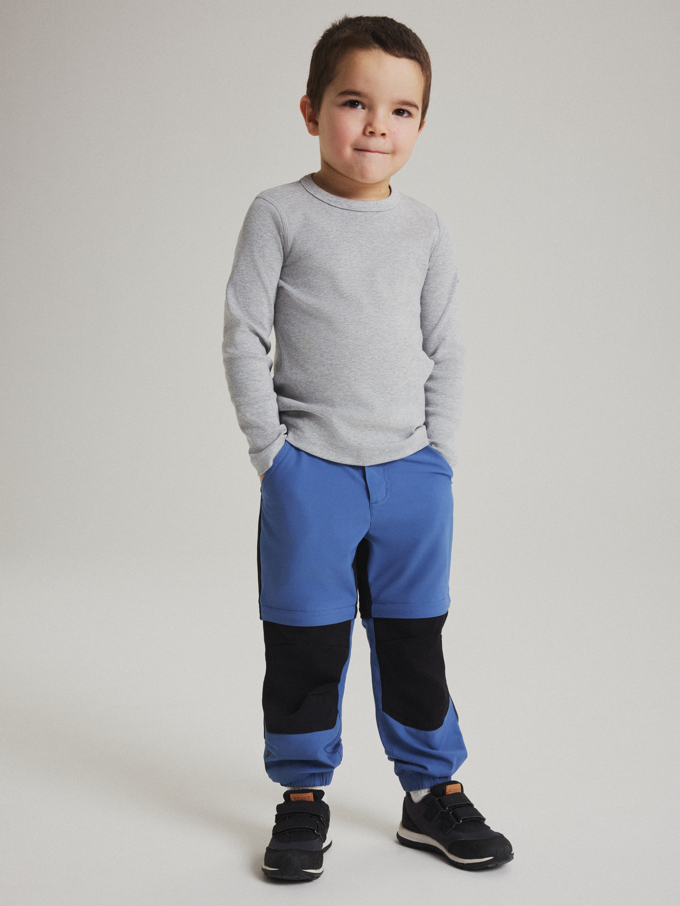 Vattenavvisande zip-off friluftsbyxa VENTURE | barnklader - klader - underdelar - byxor | BabyMode