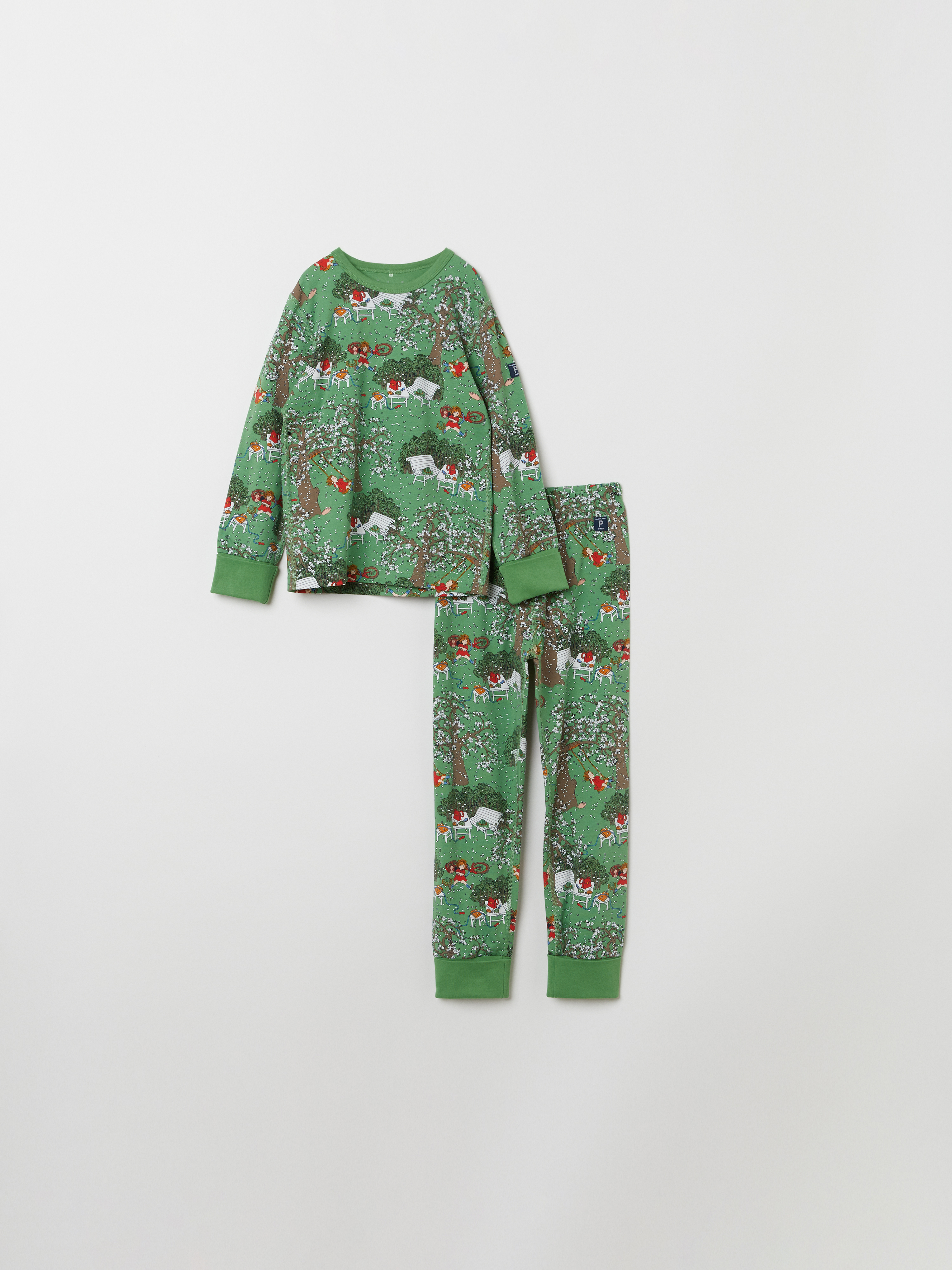 Tvådelad pyjamas med Lotta på Bråkmakargatan grön