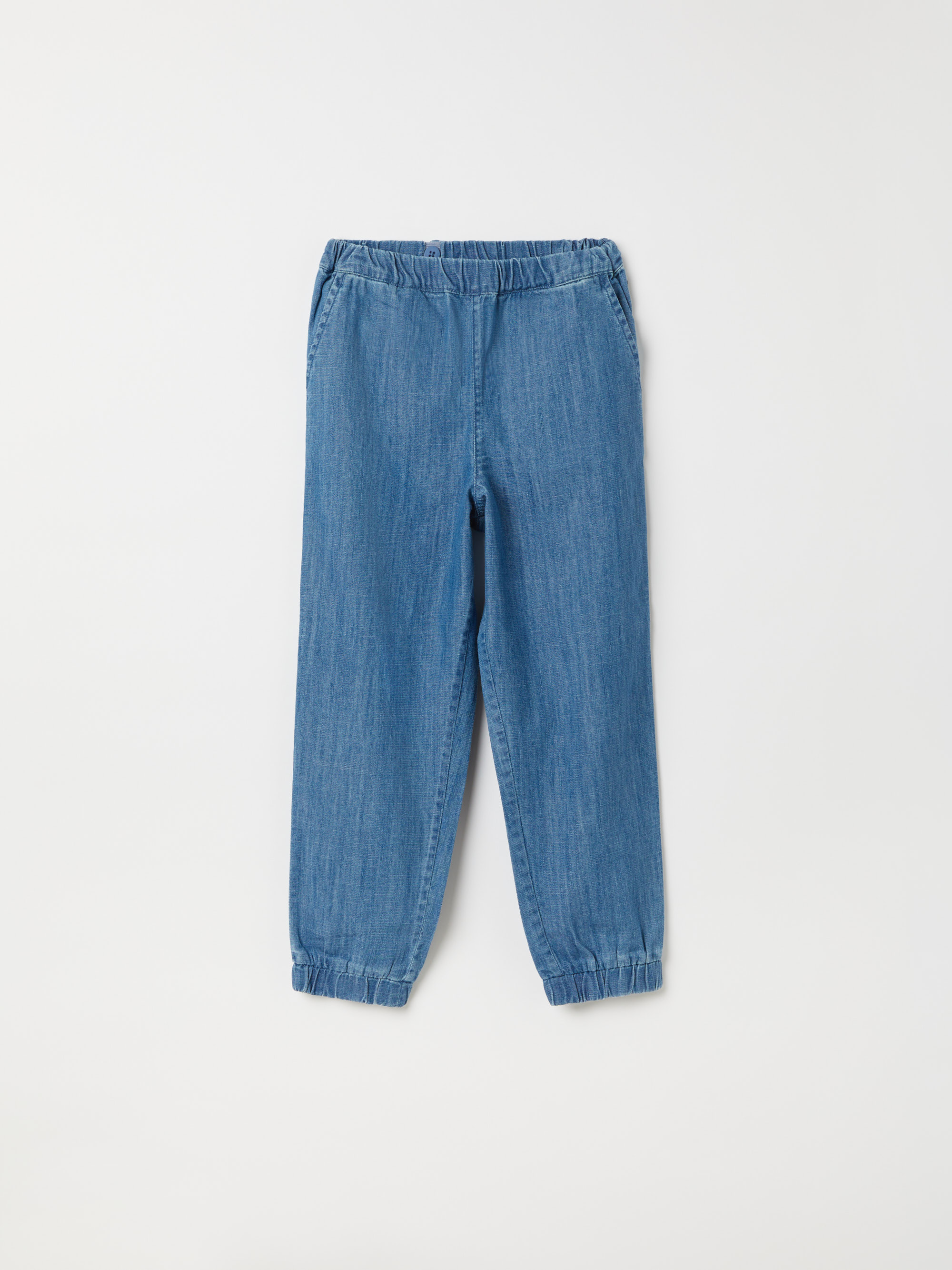 Byxa med fickor i denim