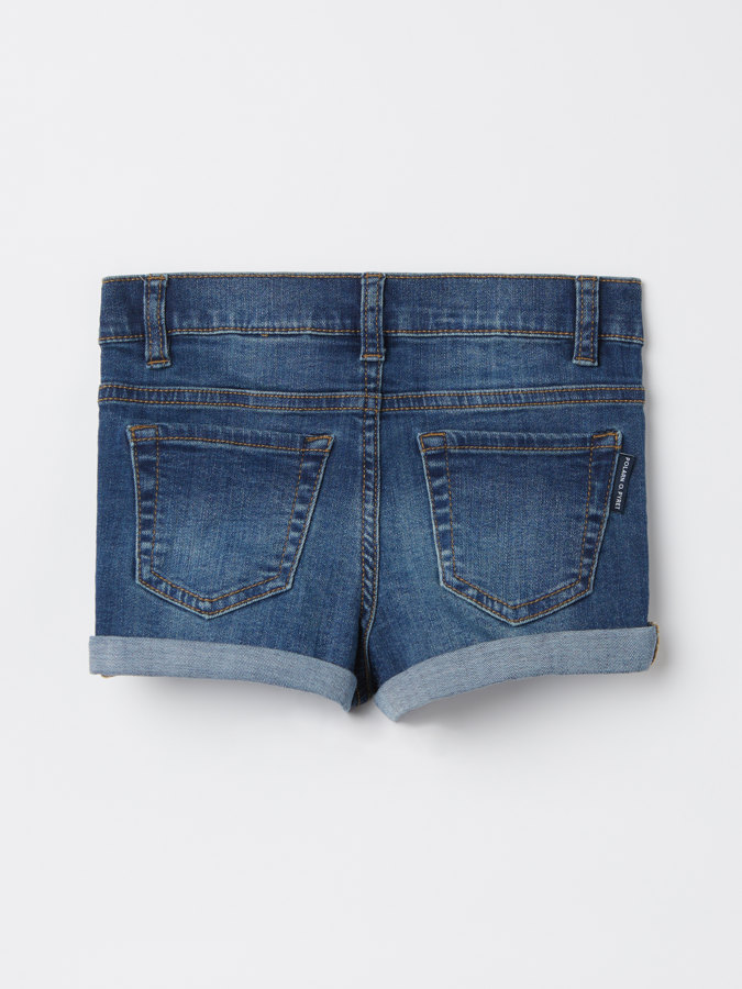 Jeansshorts med fickor enfärgade