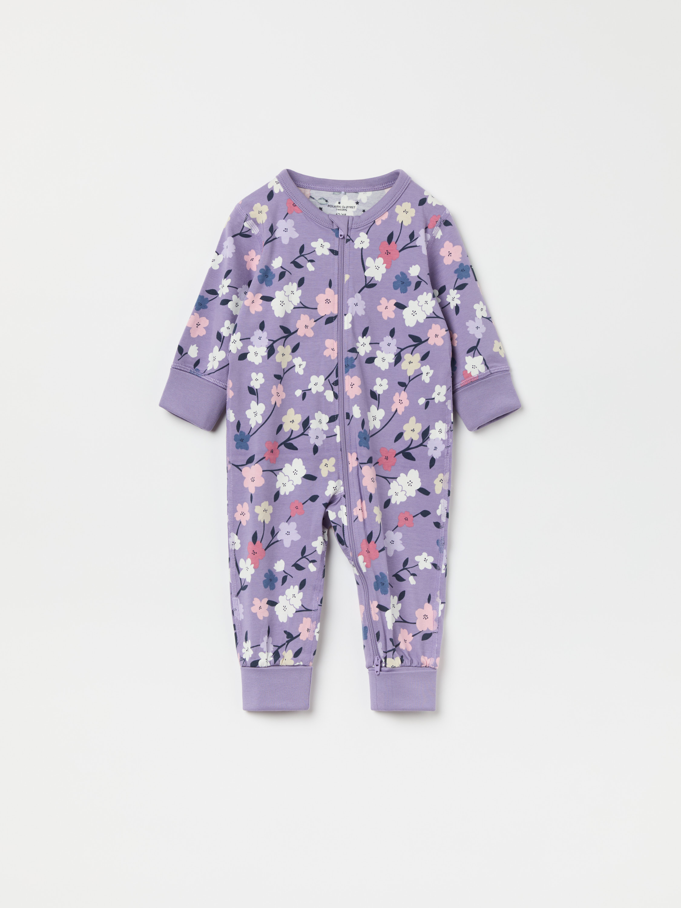 Läs mer om Pyjamasoverall blommor