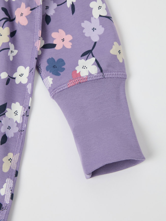 Pyjamasoverall blommor