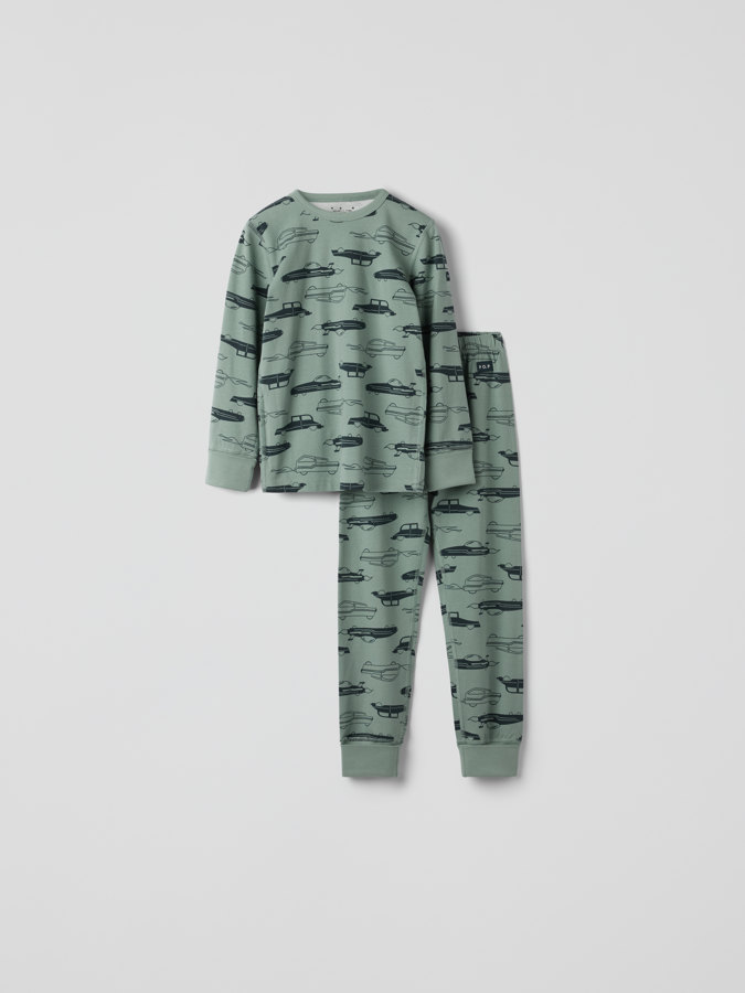 Pyjamas bilar
