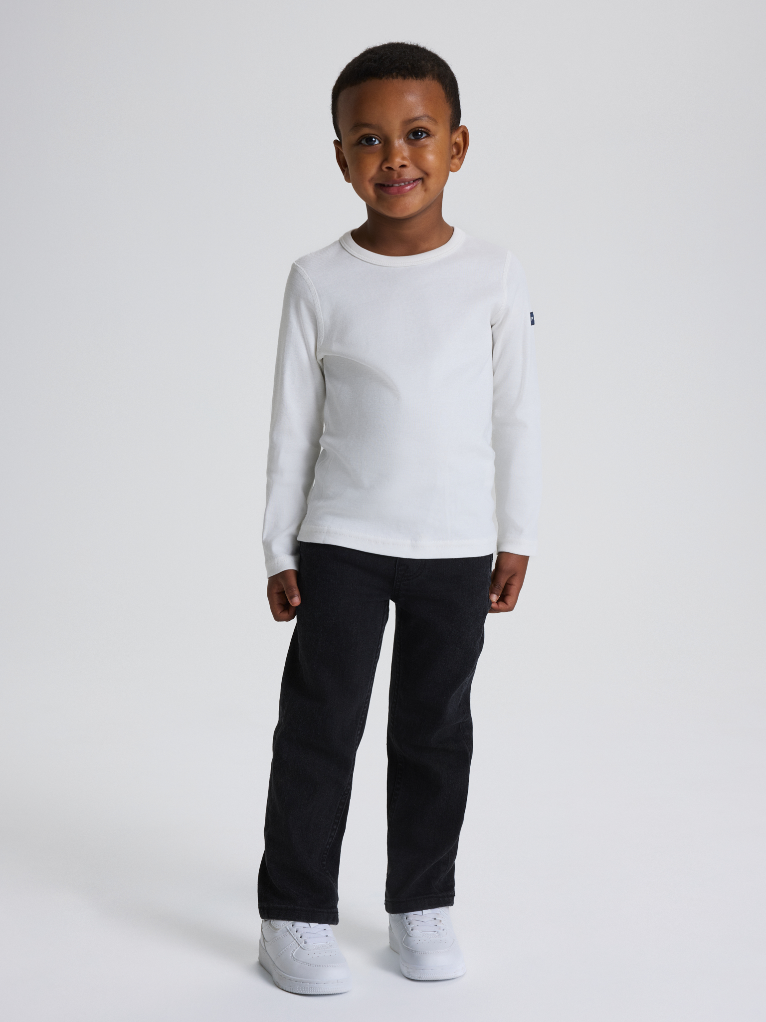 FRANKIE Denim Regular fit | barnklader - klader - underdelar - jeans | BabyMode