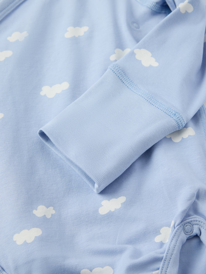 Förlängningsbar omlottbody moln