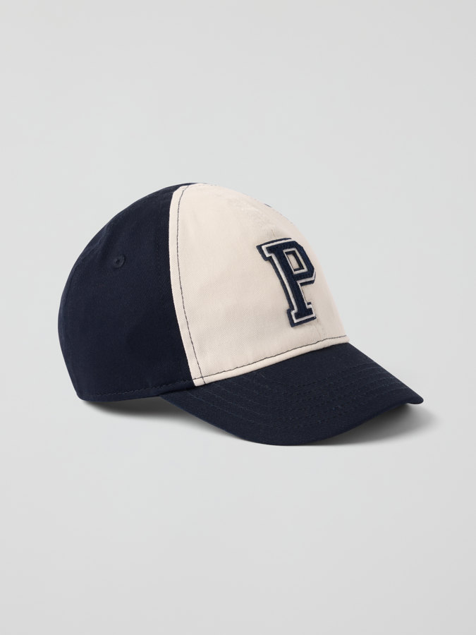 Keps med P-applikation Keps med P-applikation