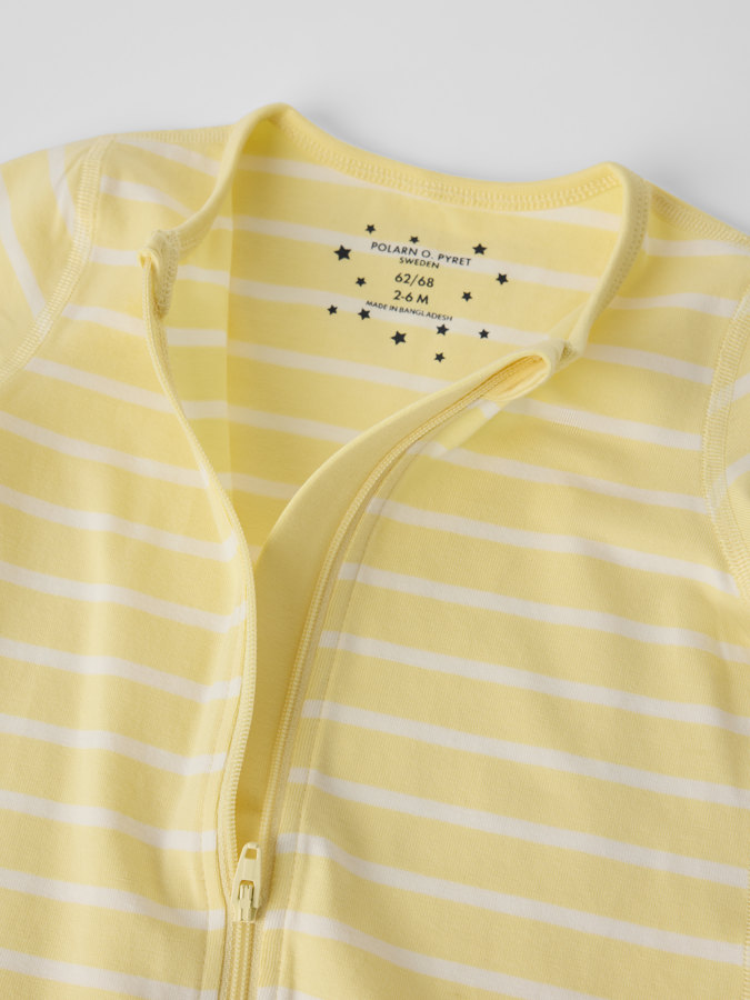 Kortärmad pyjamasoverall randig