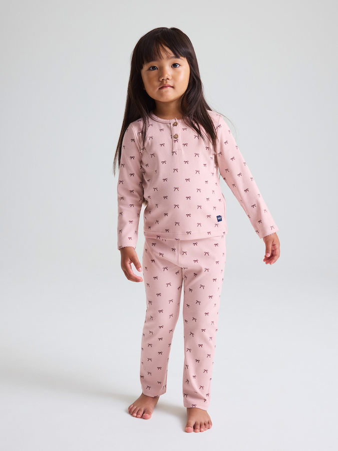 Ribbat pyjamasset rosetter Ribbat pyjamasset rosetter