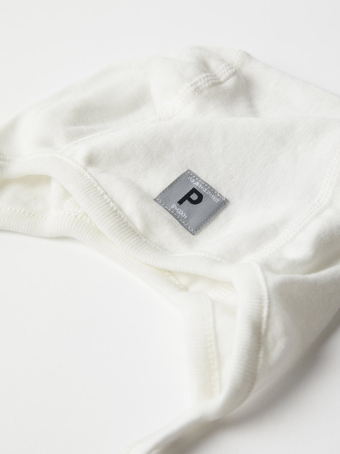 Hjälmmössa enfärgad Hjälmmössa enfärgad