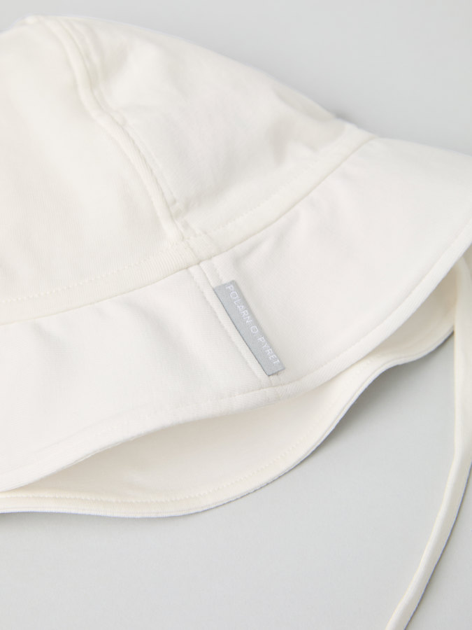 Trikå solhatt enfärgad Trikå solhatt enfärgad