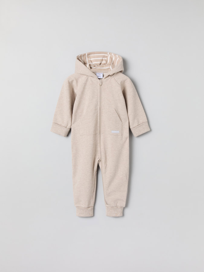 Sweatshirtoverall med luva Sweatshirtoverall med luva