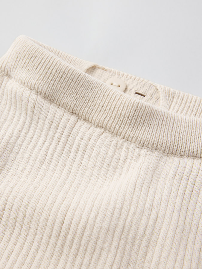 Stickad byxa Stickad byxa