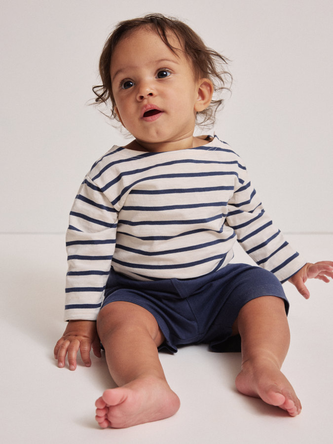 Set med body och shorts Set med body och shorts