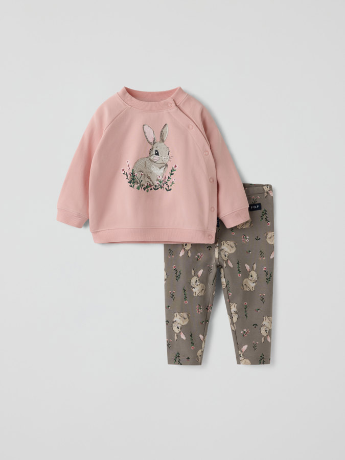 Set med tröja och leggings Set med tröja och leggings